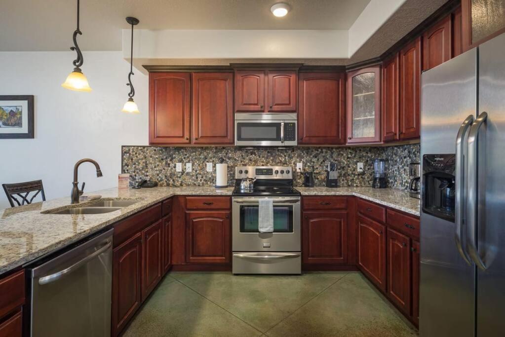 Luxury Downtown Rental Moab Buitenkant foto